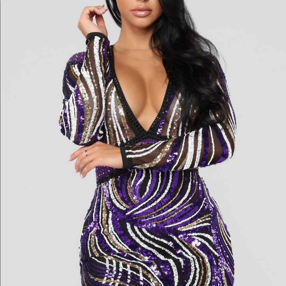 COPY - Look so sexy sequins dress. Purple